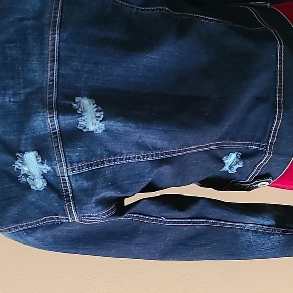 Jean jacket Brand: wax Jean Color: blue Size: medium. "R: - Picture 3 of 5